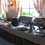 Hotel apartamentowy Stajnia Gostar