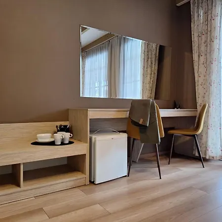 Aparthotel Gostar 3*