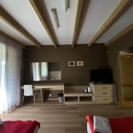 Aparthotel Gostar 3*