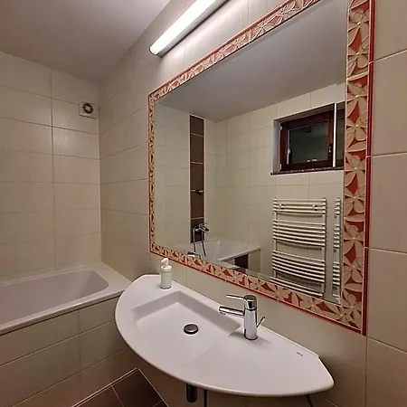 Apart-hotel Stajnia Gostar 3*