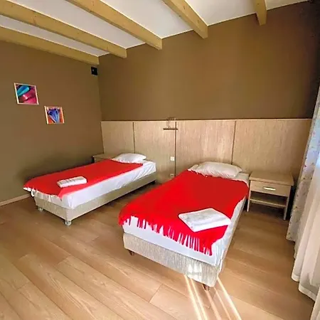 Stajnia Gostar Apart-hotel 3*