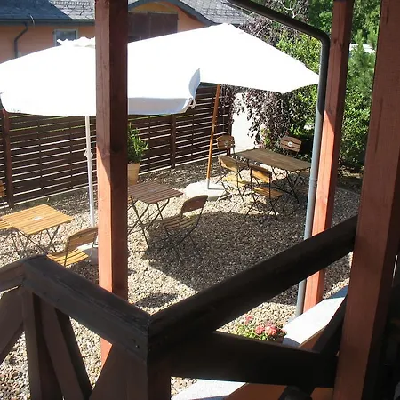 Stajnia Gostar 3*