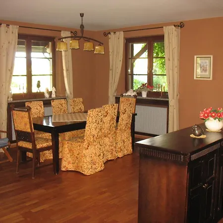 Aparthotel Stajnia Gostar